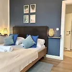 Maritimes Design-apartment I Wlan Netflix Nespresso Apartment