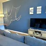 Maritimes Design-apartment I Wlan Netflix Nespresso Apartment