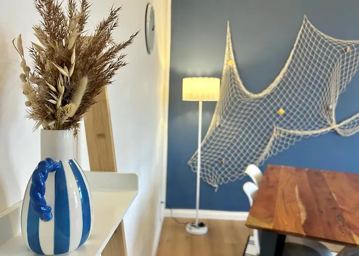 Maritimes Design-apartment I Wlan Netflix Nespresso Λειψία