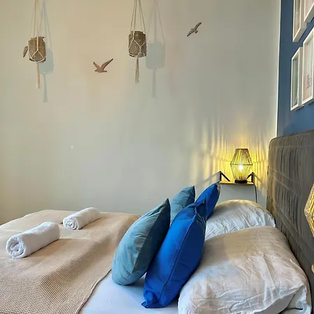 Maritimes Design-apartment I Wlan Netflix Nespresso * Leipzig